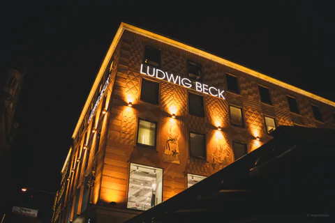 Ludwig Beck at Night
