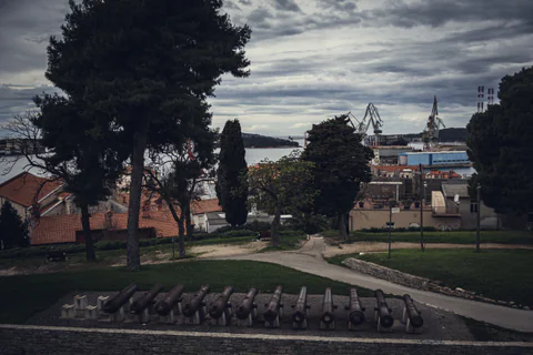Cannons at the Kastel