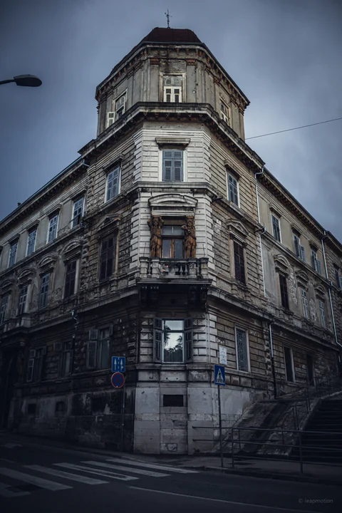 Corner House